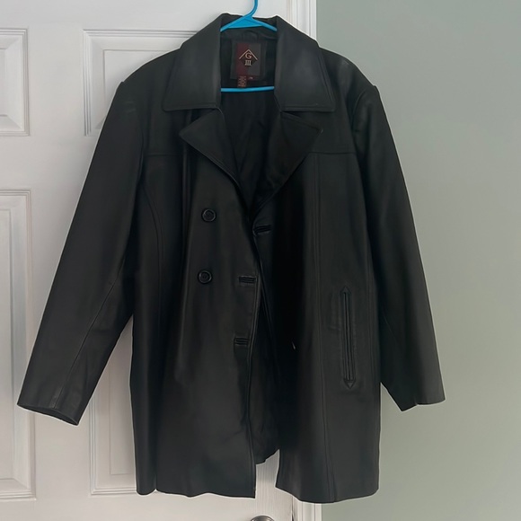 Women’s Black Leather Coat - Picture 1 of 3